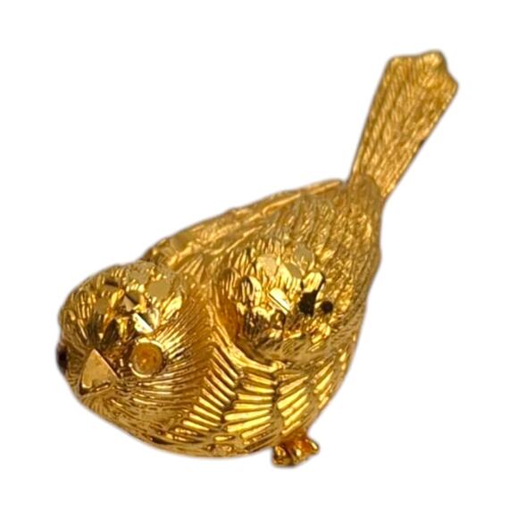 VTG Gold Sparrow Bird Brooch Pin Detailed Feathers Red Rhinestones Heavy 2" READ - Picture 1 of 7